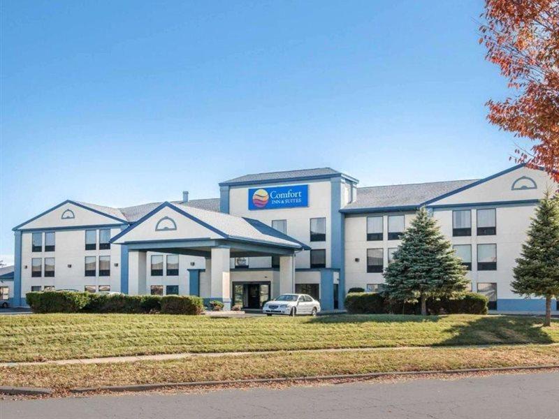 Comfort Inn & Suites Maumee - Toledo I80-90 Экстерьер фото